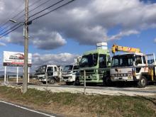 岐阜県羽島市にオープンしましたオート・ワン株式会社です!<br />トラック・重機・フォークリフト・建機系を主に販売しております。<br />他国産車・輸入車等の乗用車もお取り扱いしております。<br /><br />◇中古車販売<br />◇中古車買取・下取<br />◇中古車輸出<br /><br />全国納車可能です!<br />お気軽にお声がけください!