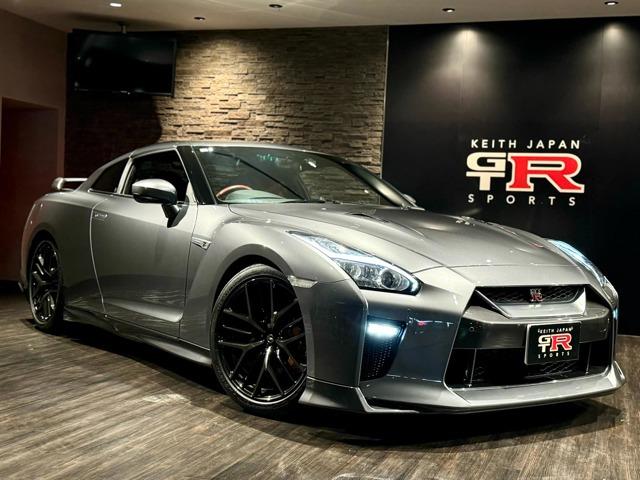 2018モデルGT-R35入庫致しました。仕入れ専門スタッフが厳しい目と経験で入庫致しました1...