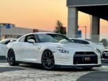 R35GT-R専門店として、車両の状態からGT-Rとしての特性まで、お車選びに対してアドバイス...