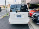 中古車に付き、外装傷が多少ございますが、ご了承下さい。