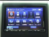 【ALPINE製8インチナビゲーションシステム装備】CDやDVD再生、高速録音機能など多彩な機...