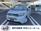 ホンダ「フリード」のフィヨルドミストパール未使用車が入庫しました!