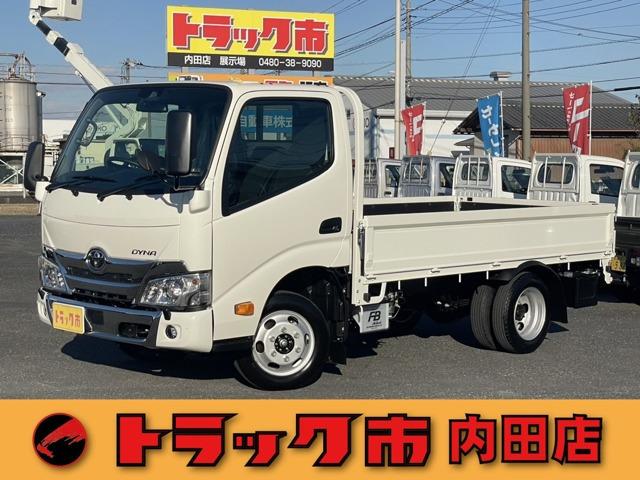 令和6年式トヨタダイナ1.35t全低床4WD6速AT・登録済未使用車・バックカメラ・電格ミラー...